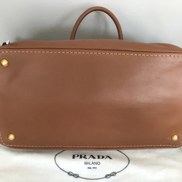 Prada Bag - Picture 3 of 3